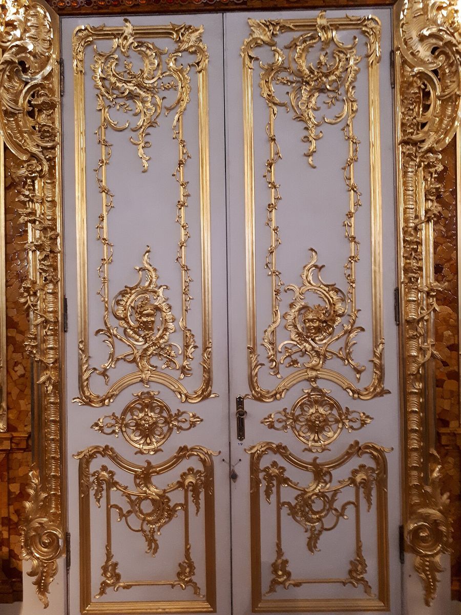 Amber room of the Catherine Palace: Sadovaya street, 7