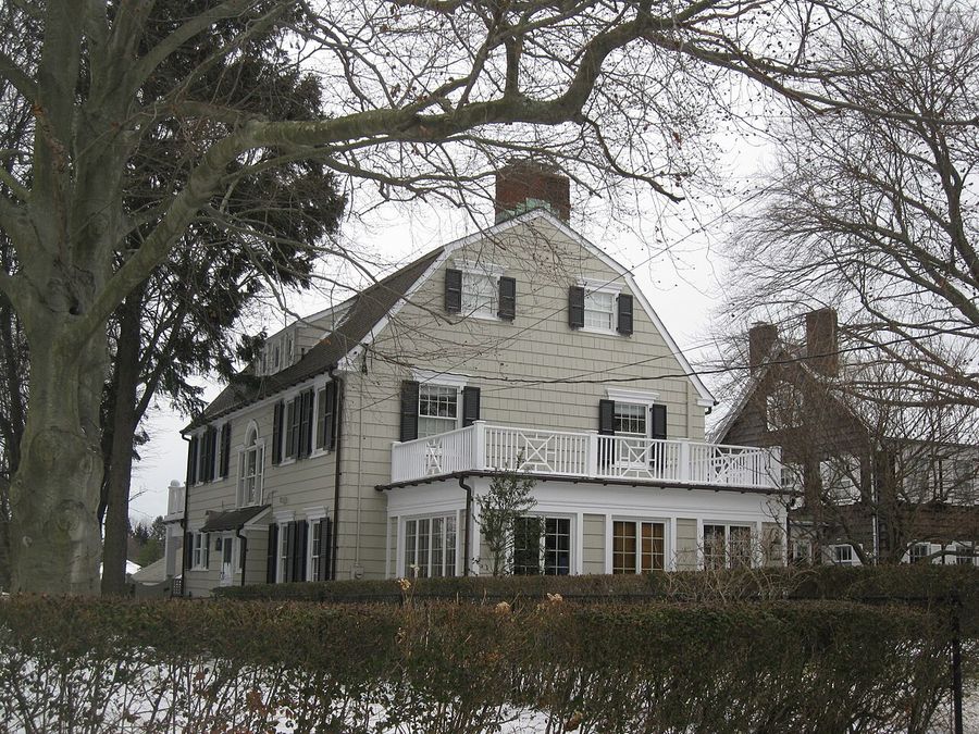 112 Ocean Avenue in February 2010
