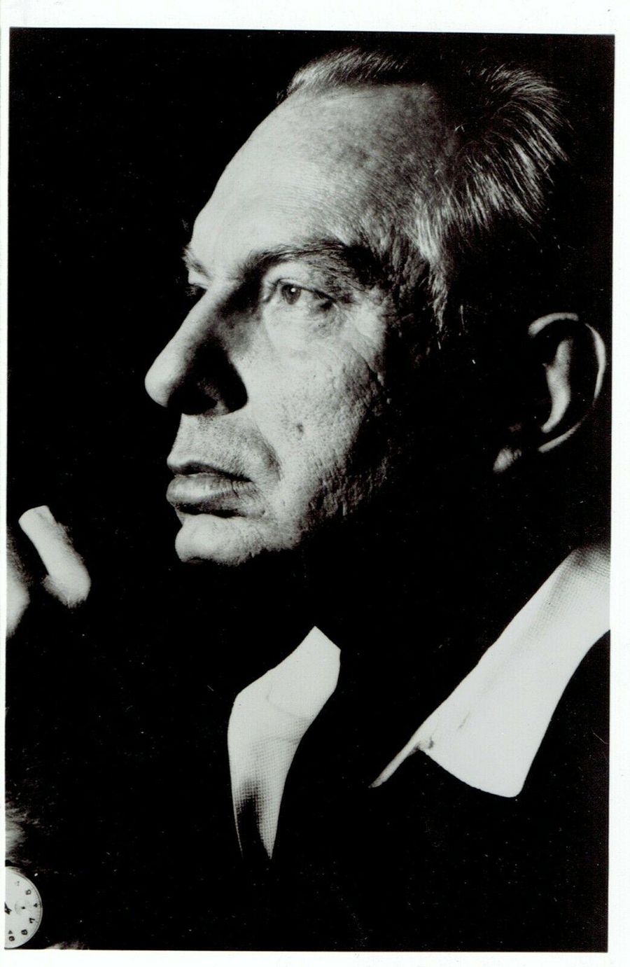 L. Ron Hubbard, 1976 press photograph.