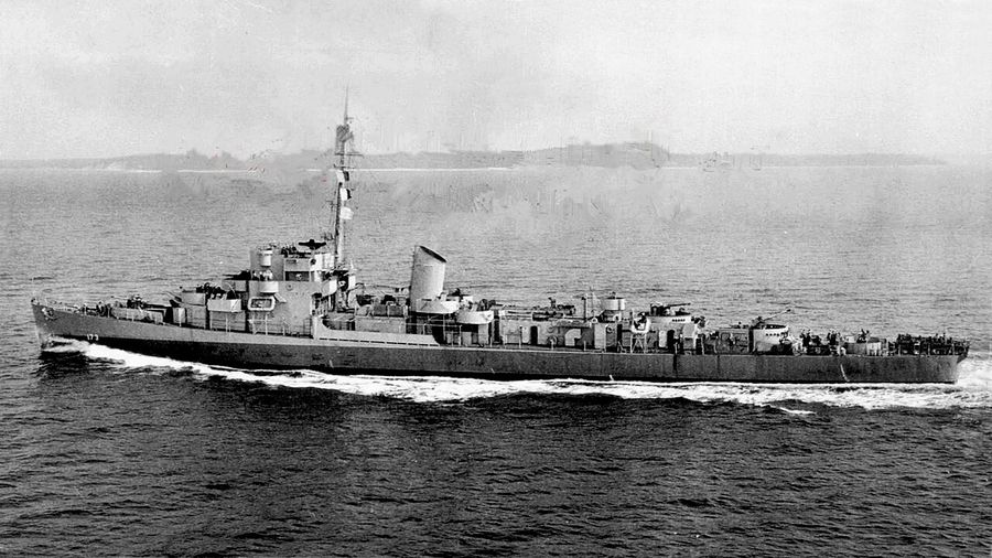 The U.S. Navy destroyer escort USS Eldridge (DE-173) underway at sea, circa in 1944