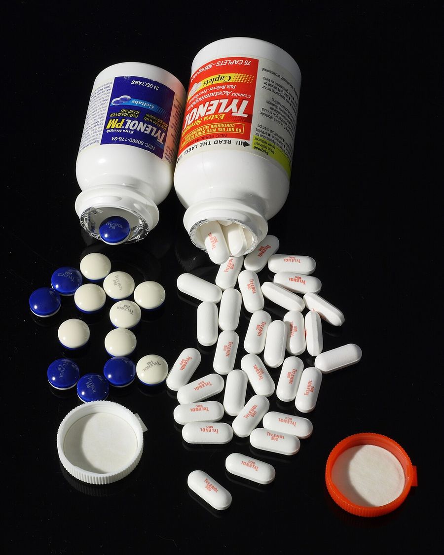 Tylenol packaging as it is sold today. The tamper-evident seal exists because of the 1982 deaths.